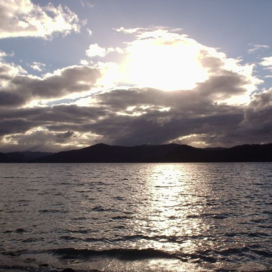 Chemin de randonnée du lac de Waikaremoan
