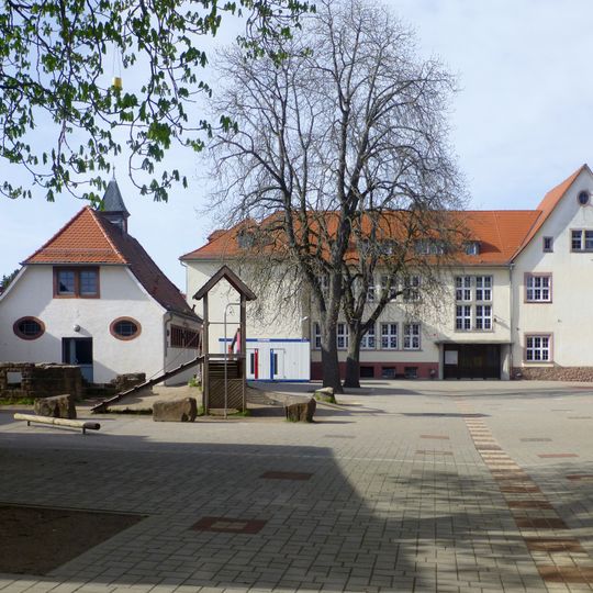Schule Viktoriastraße 8