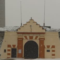 Protiturecká pevnosť, väznica, opevnenie bastiónové s bránami