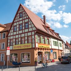 Martin-Luther-Platz 17