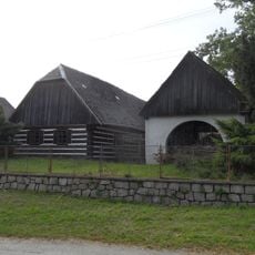 Usedlost čp. 10 a 11