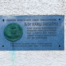 Pamětní deska v Chudobíně