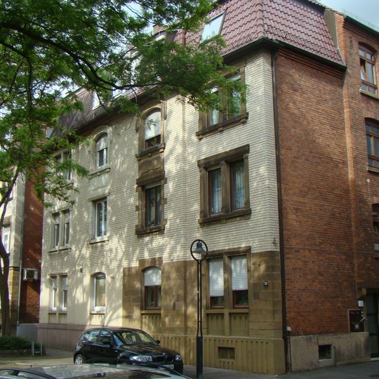 Ludwig-Pfau-Straße 21 und 23