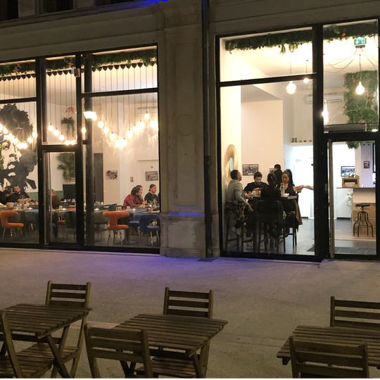 Le Hippie Chic Café
