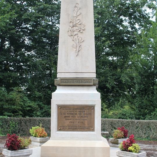 Monument aux morts de Neuville-sur-Ain
