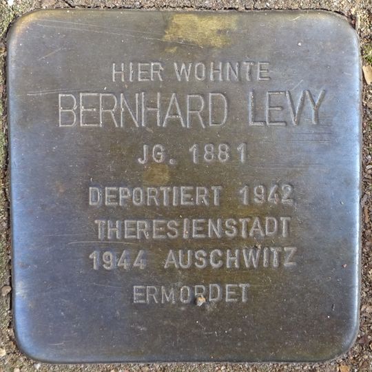 Stolperstein en memoria de Bernhard Levy