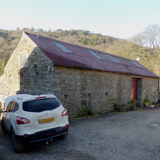 Barn to west of Booth Farmhouse