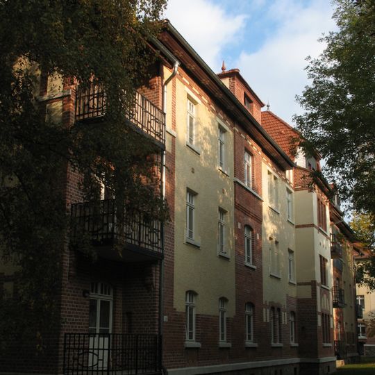 Dreifachmietshaus Lobstädter Straße 17; 19; 21
