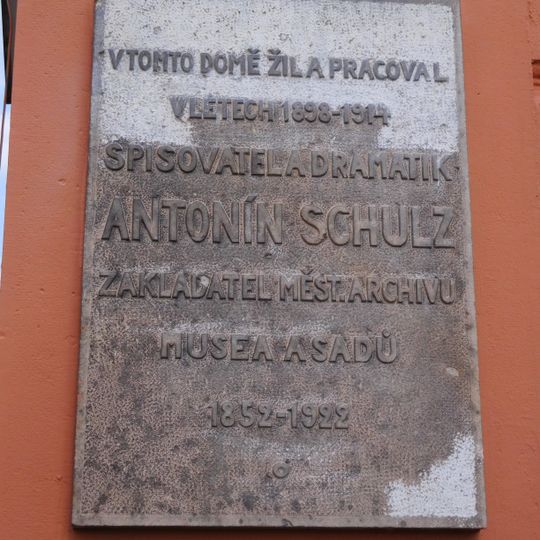 Plaque to Antonín Schulz