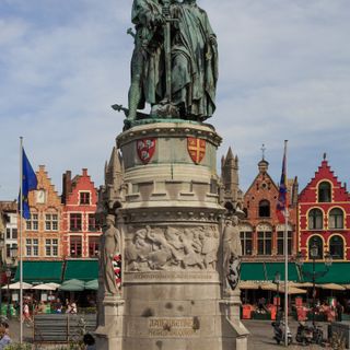 Monument Jan Breydel en Pieter de Coninck