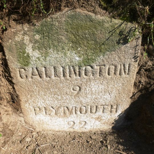 Milestone On N Side Of B3257, Circa 33M Nw Of Cleth Cottage