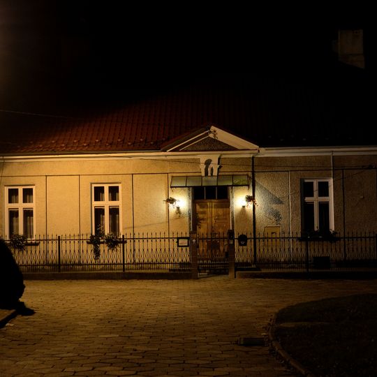 Plebania, Przekopna 1 w Strzyżowie