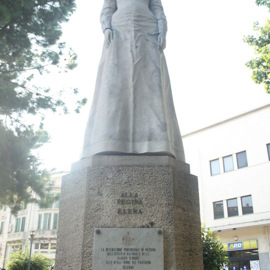 Monumento a Elena di Savoia