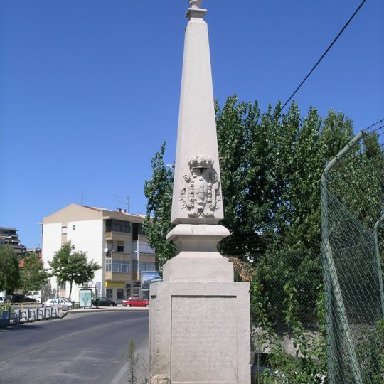 Um marco de Légua na EN 12-1 , ao km. 29,270