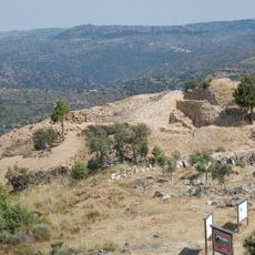 Castelo dos Mouros de Vilarinho dos Galegos