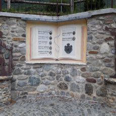 Lapide ai caduti e dispersi