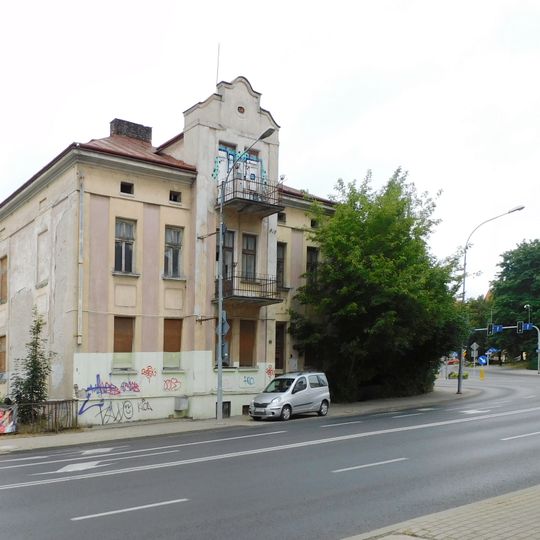 Kamienica przy ulicy Lenartowicza 2