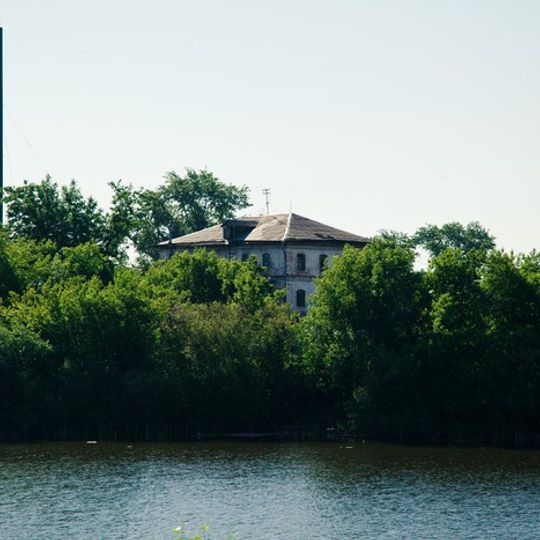 Здание мельницы братьев Бакиновых