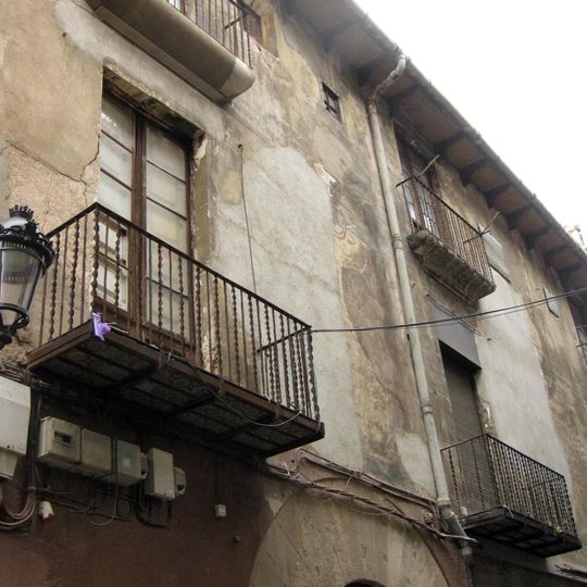 House in carrer de la Ciutat, 32