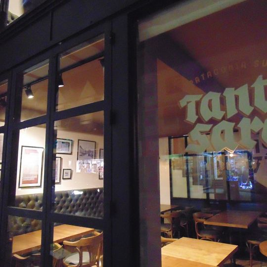 Tante Sara