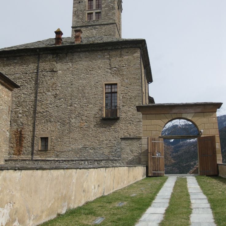Kungliga slottet i Sarre