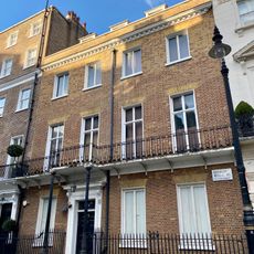 21, Charles Street W1