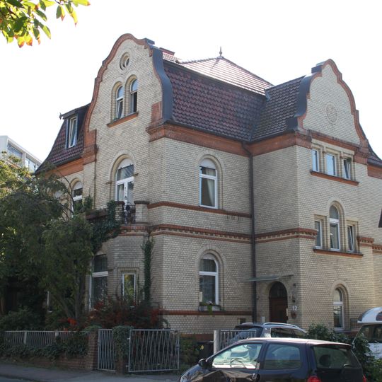 Friedenstraße 12