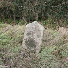 Milestone, 200m W of Horn Cross