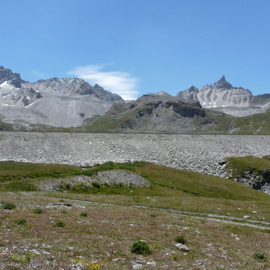 Sassière's dam
