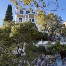 Stefanis Mansion