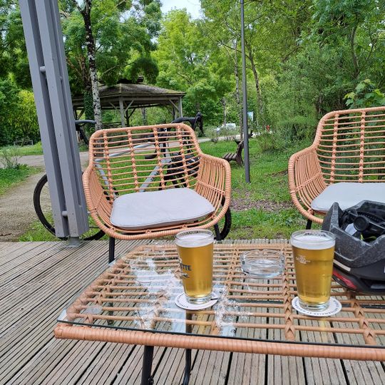 Au Bord du Lac