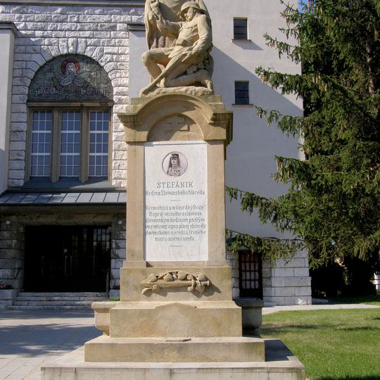 Pamätník padlým v I. +II. sv. v. , podstavec