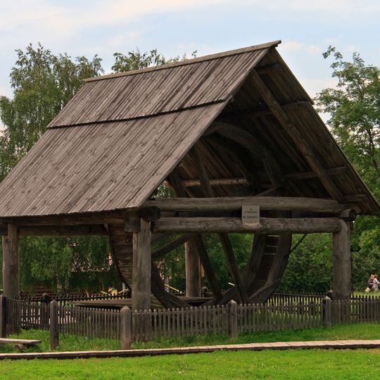 Wheel Well, Museum of Wooden Architecture