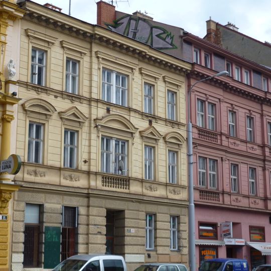 Pionýrská 1 - 9, Štefánikova 2 - 14