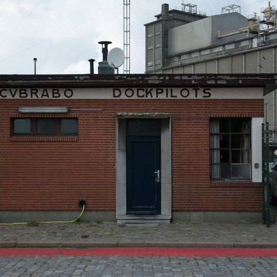 Dienstgebouwtjes bij Royerssluis