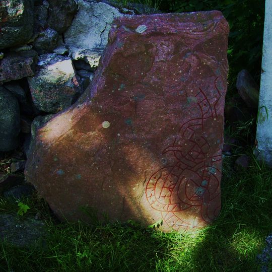 Södermanland Runic Inscription 16