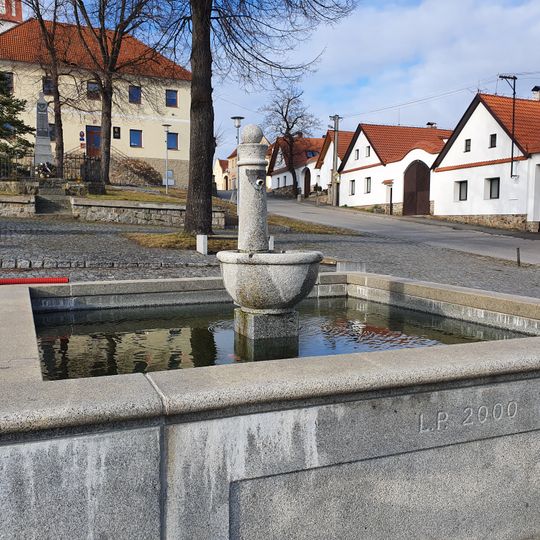 Dorfbrunnen