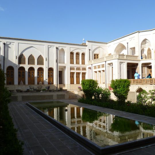 Manuchehri House