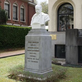 Bust of Paul Janson