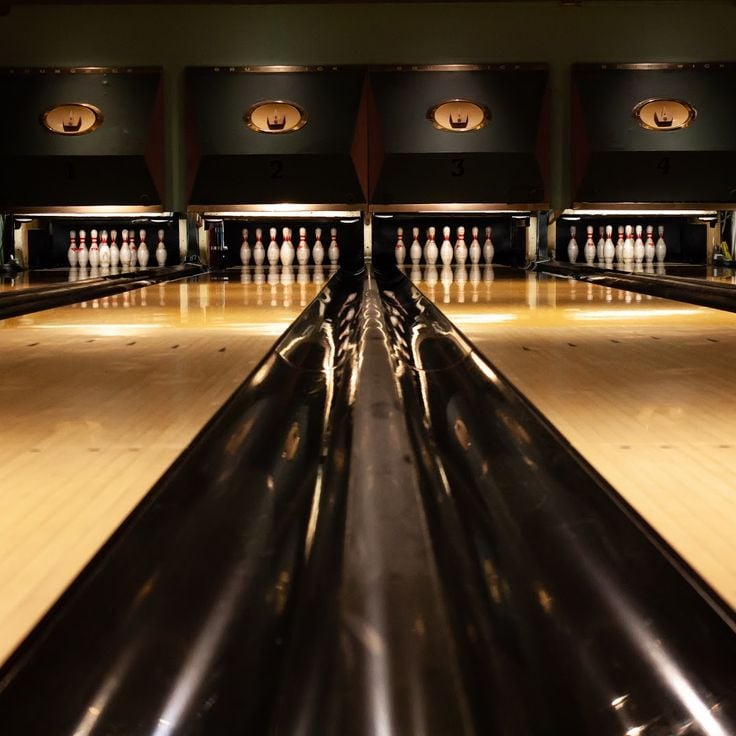 Bloomsbury Bowling Lanes