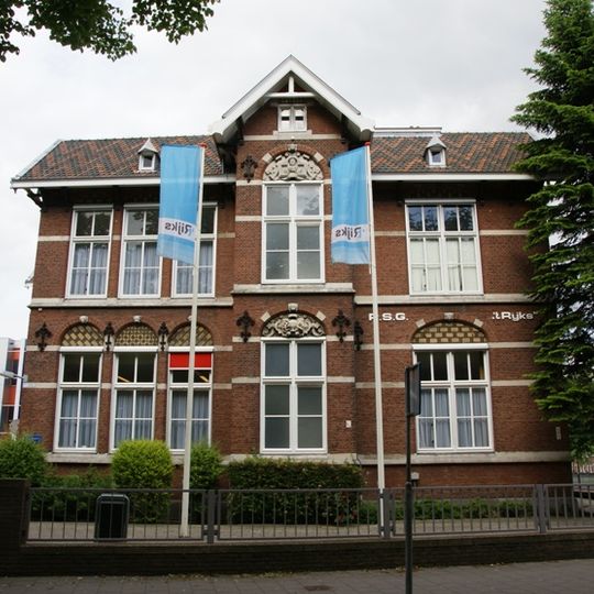 Burgemeester Stulemeijerlaan 24, Bergen op Zoom