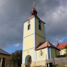 Zvonička u kostela v Horním Prysku