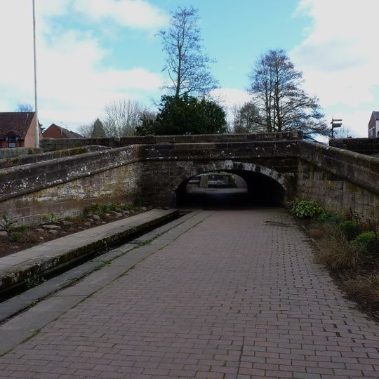Roving bridge and lock called Newport Lock 255m south east of Wrekin View Farm