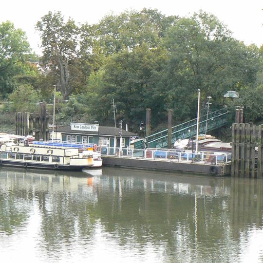 Kew Pier