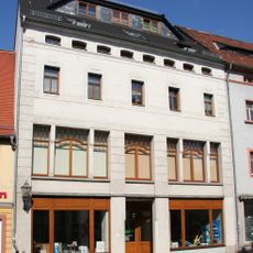 Wohnhaus in geschlossener Bebauung
