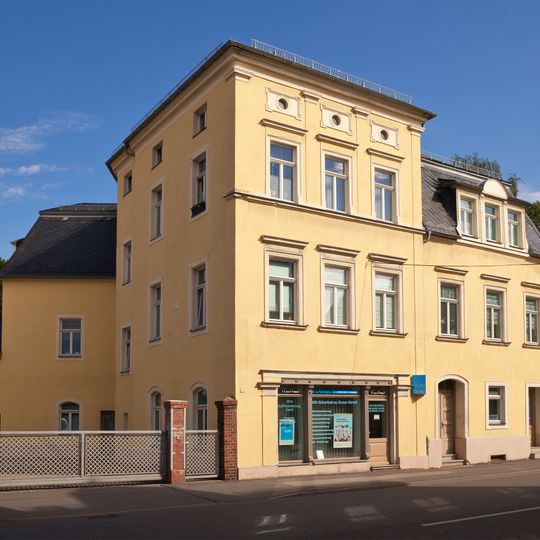 Wohnhaus Chemnitzer Straße 2
