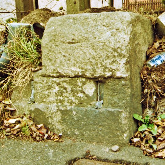 Milestone, Harrogate Road, Rawdon