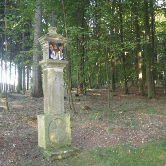Boží muka na křížové cestě u Kamenice nad Lipou - 2. zastavení