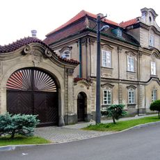 Post station in Jeneč