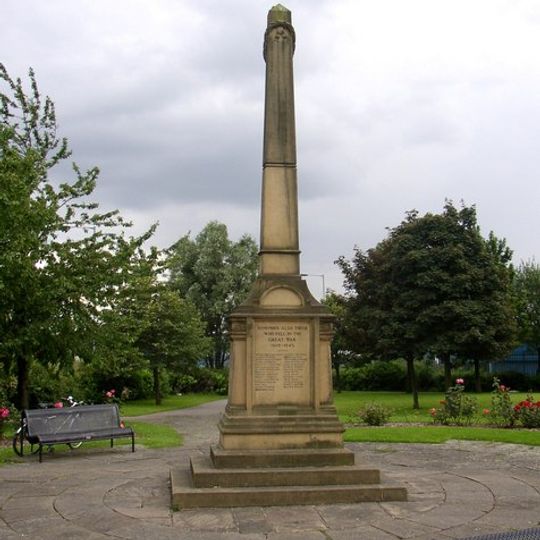 Low Moor War Memorial, Bradford